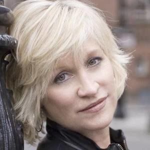 Meet your Posher, Suzanne